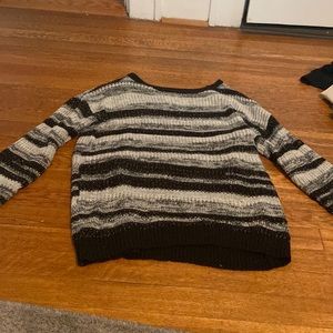 New directions sweater size large